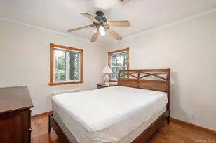 131 Stratford N, Roslyn Heights, NY 11577 - Photo 15