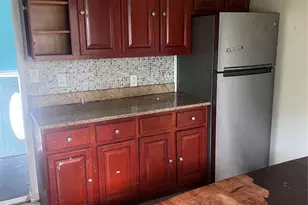 45 Peters Ave, Hempstead, NY 11550 - Photo 5
