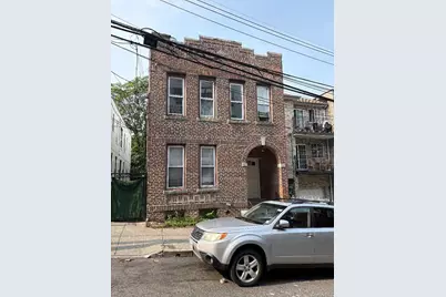 632 E 223rd Street, Bronx, NY 10466 - Photo 3