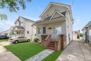 14 N 4th St, New Hyde Park, NY 11040 - Photo 1