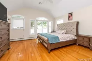 14 N 4th St, New Hyde Park, NY 11040 - Photo 7