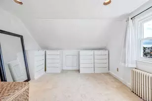 13 Maple Dr, Lindenhurst, NY 11757 - Photo 23