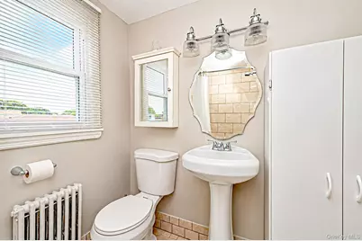 13 Maple Drive, Lindenhurst, NY 11757 - Photo 29