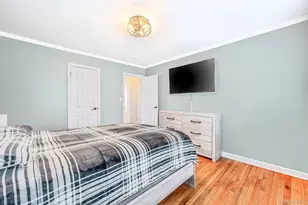 13 Maple Dr, Lindenhurst, NY 11757 - Photo 15