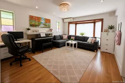4320 Utopia Parkway, Flushing, NY 11358 - Photo 3