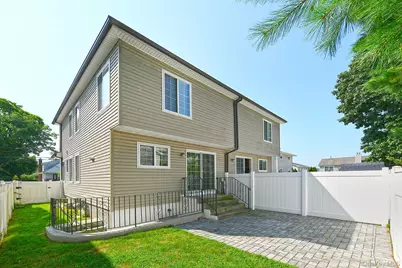 39 Nesaquake Avenue #A, Port Washington, NY 11050 - Photo 23