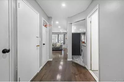 1281 Arnow Avenue, Bronx, NY 10469 - Photo 23