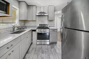 1281 Arnow Ave, Bronx, NY 10469 - Photo 13