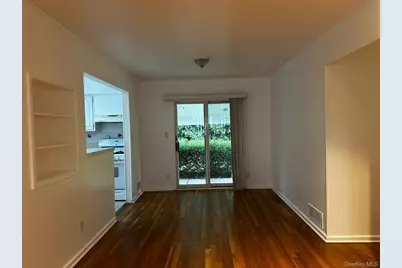 46 Haverford, Hicksville, NY 11801 - Photo 7