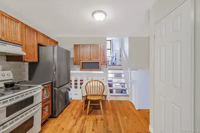 403 E 87th Street #3B, New York, NY 10128 - Photo 9