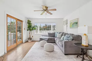 32 Cambridge Ave, Garden City, NY 11530 - Photo 9