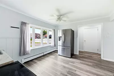 63 Blacksmith Rd, Levittown, NY 11756 - Photo 9