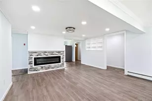 63 Blacksmith Rd, Levittown, NY 11756 - Photo 5
