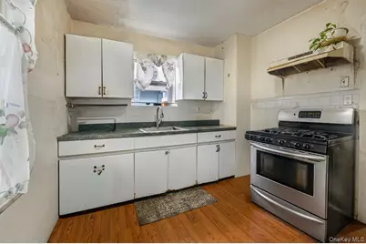 9344 Vanderveer Street, Queens Village, NY 11428 - Photo 13
