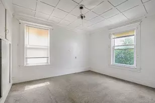 93-44 Vanderveer St, Queens Village, NY 11428 - Photo 7