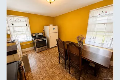 255 Beach 122nd Street, Rockaway Park, NY 11694 - Photo 9