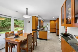 18 Robert Townsend Dr, Setauket, NY 11733 - Photo 13