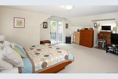 40 Plymouth Drive S, Glen Head, NY 11545 - Photo 25