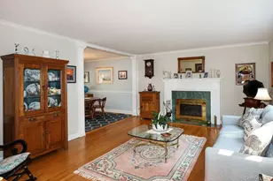 40 Plymouth Dr S, Glen Head, NY 11545 - Photo 5