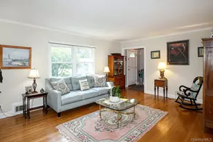 40 Plymouth Dr S, Glen Head, NY 11545 - Photo 7