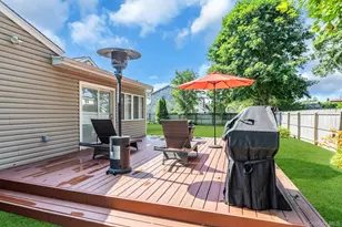 360 Bayport Ave, Bayport, NY 11705 - Photo 37