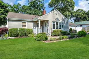 360 Bayport Ave, Bayport, NY 11705 - Photo 3