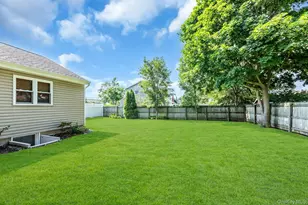 360 Bayport Ave, Bayport, NY 11705 - Photo 41