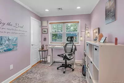 360 Bayport Avenue, Bayport, NY 11705 - Photo 27