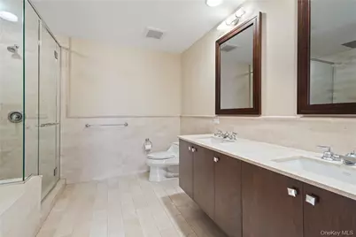 1 Renaissance Square #21E, White Plains, NY 10601 - Photo 11