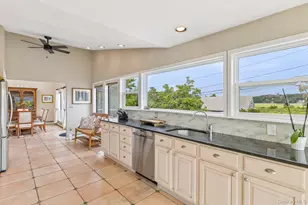 588 E Long Beach Rd, Nissequogue, NY 11780 - Photo 9