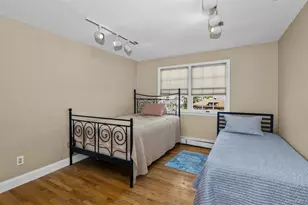 498 Cedarhurst Ave, Cedarhurst, NY 11516 - Photo 13