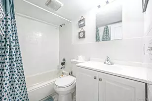 69 Hill Dr, Riverhead, NY 11901 - Photo 23