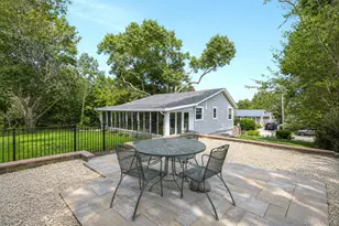 69 Hill Dr, Riverhead, NY 11901 - Photo 7