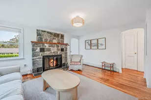 69 Hill Dr, Riverhead, NY 11901 - Photo 15
