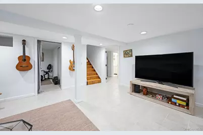 69 Hill Drive, Riverhead, NY 11901 - Photo 29
