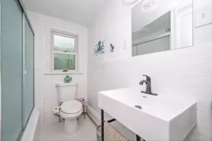 69 Hill Dr, Riverhead, NY 11901 - Photo 21