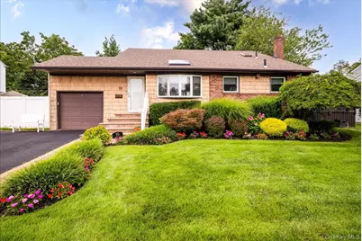 19 Jerold Street, Plainview, NY 11803 - Photo 1