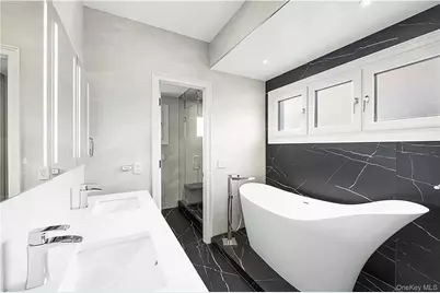 72 Washington Avenue, Island Park, NY 11558 - Photo 15