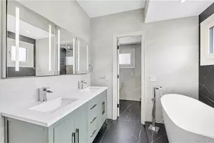 72 Washington Ave, Island Park, NY 11558 - Photo 17