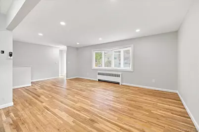180 Boston Avenue, Massapequa, NY 11758 - Photo 3