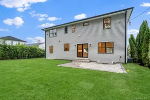 93 Morton Blvd, Plainview, NY 11803 - Photo 43