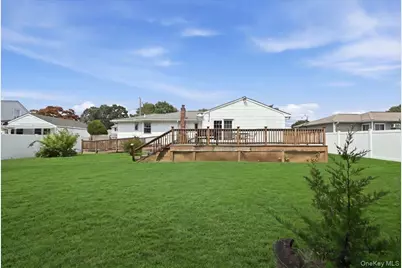 244 Neptune Avenue, West Babylon, NY 11704 - Photo 23