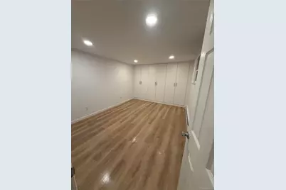 23 Mansion Ave #1, Yonkers, NY 10704 - Photo 5