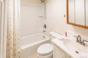 4 Brown St, West Babylon, NY 11704 - Photo 17