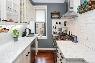 24-65 38th St, Astoria, NY 11103 - Photo 7
