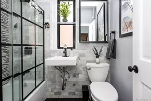 24-65 38th St, Astoria, NY 11103 - Photo 25