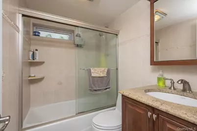 944 Cathedral Avenue, Franklin Square, NY 11010 - Photo 23
