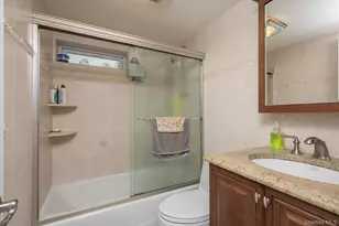 944 Cathedral Ave, Franklin Square, NY 11010 - Photo 23