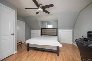 944 Cathedral Ave, Franklin Square, NY 11010 - Photo 19