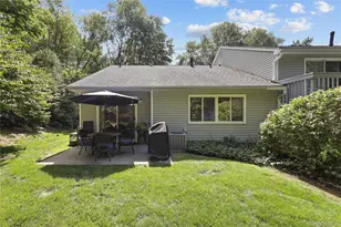 148 Flintlock Way, Yorktown Heights, NY 10598 - Photo 17
